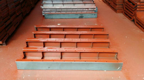 閽㈡ā鏉垮畨瑁呭叕鍙稿悜澶у浠嬬粛妗ユ閽㈡ā鏉夸笉鍚岀殑瀹夎鏂瑰紡鐨勭壒鐐? />
</div>
</a>
</li>
</ul>
<div id=